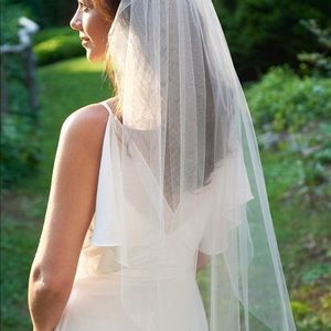 47” Fingertip White Bridal Veil